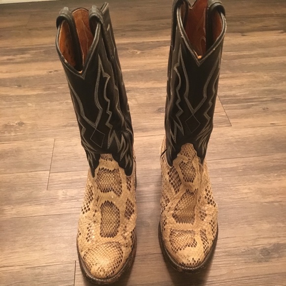 tony lama snakeskin boots
